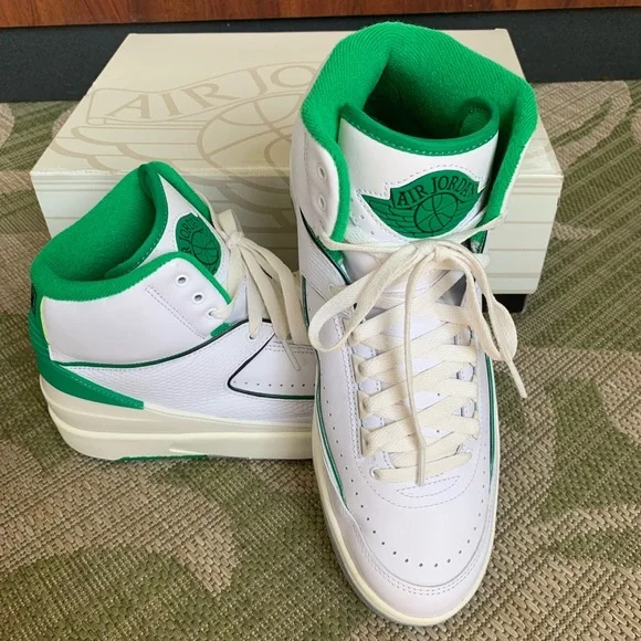 Nike Air Jordan 2 Retro Lucky Green/White DR8884-103 Men\'s Size 10 Preowned Nike Air Jordan 2 Retro Lucky Green DR8884-103 GS Men main image 4
